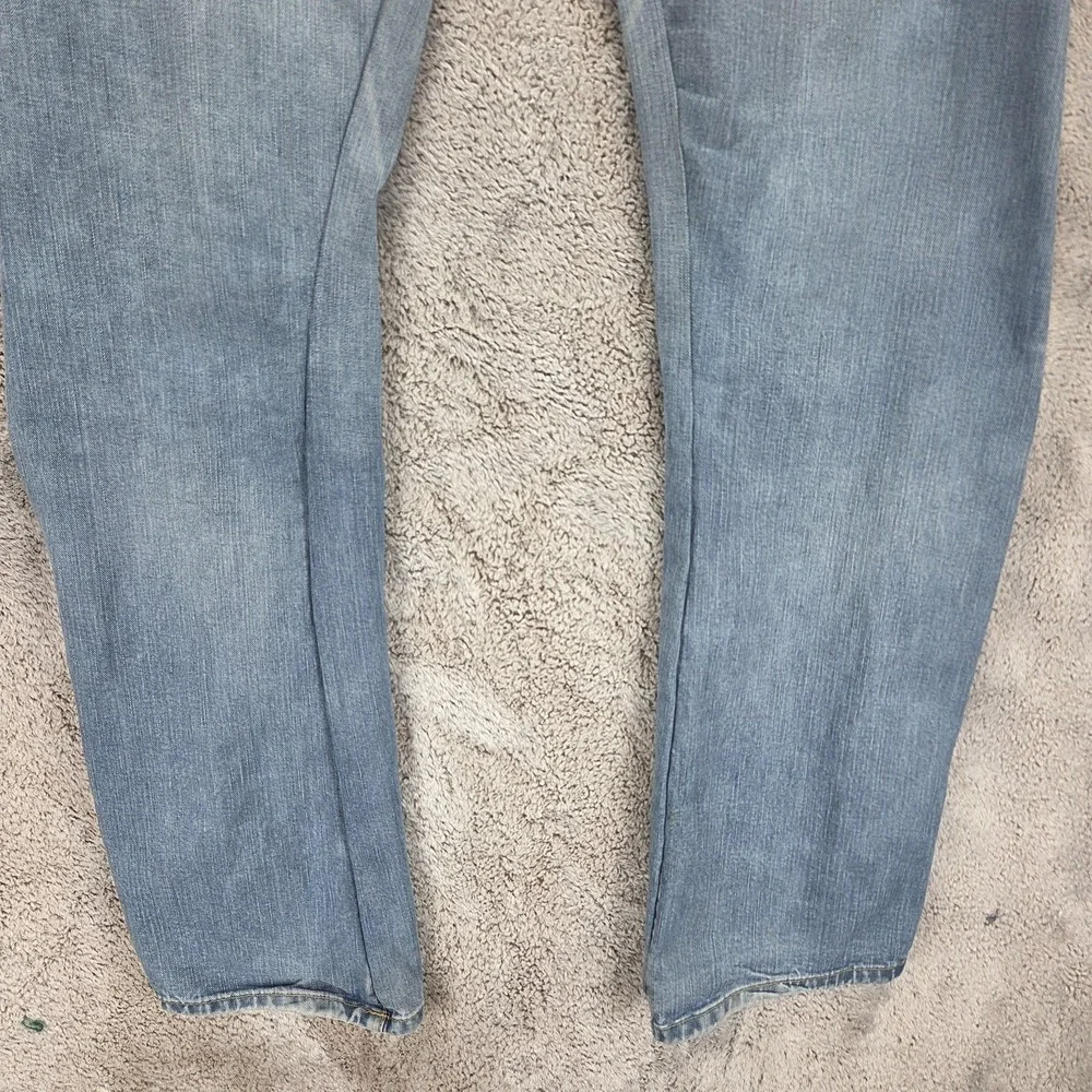 Vintage Levis Engineered Jeans Mens 34x34 Blue Light Wash Twisted Button Fly